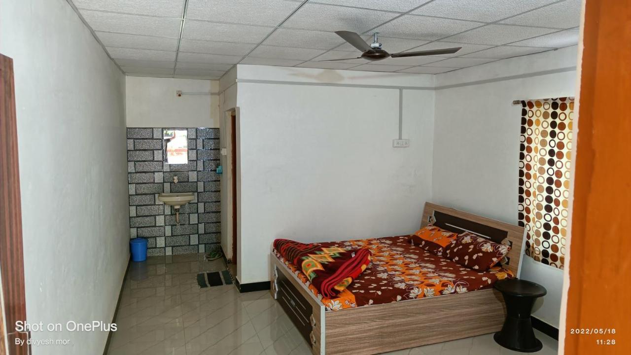 Gir Madhuli Farmhouse Sasan Gir Bagian luar foto